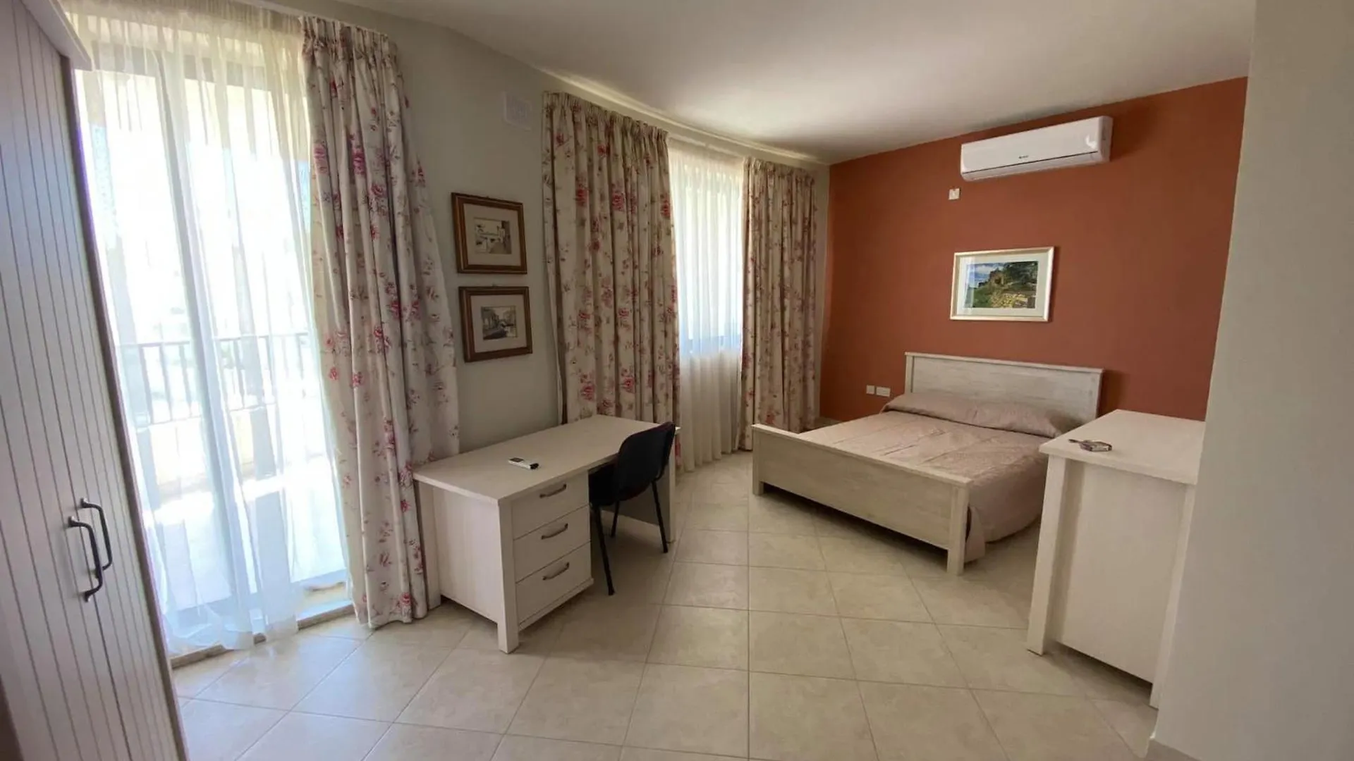 The Podium Apartment Saint Julian's Malta